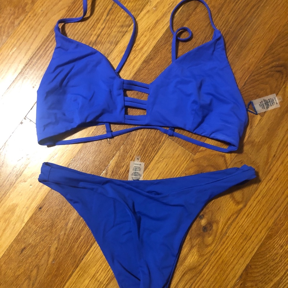 Bathing suit